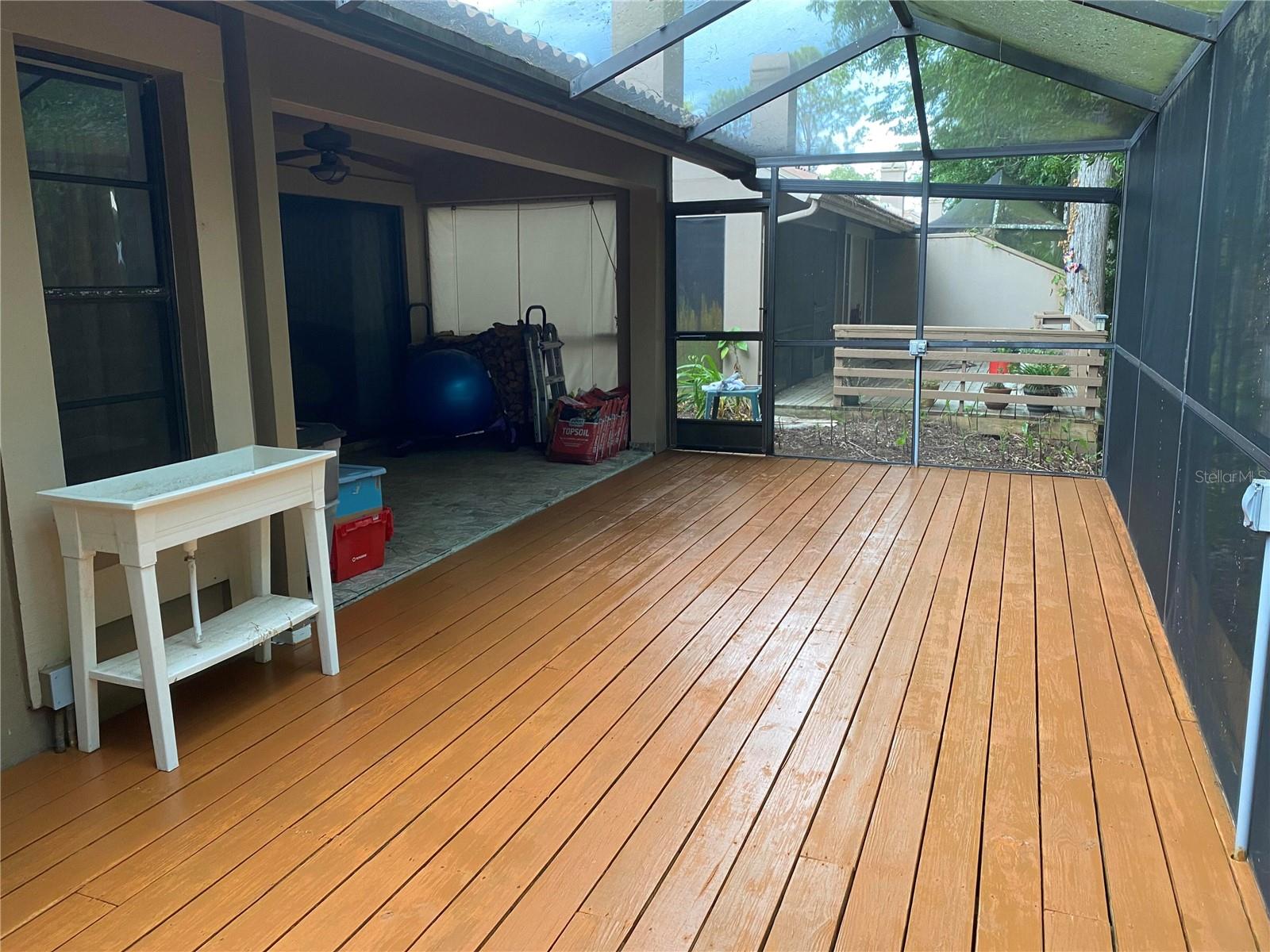 WESCOTT SQUARE - Residential