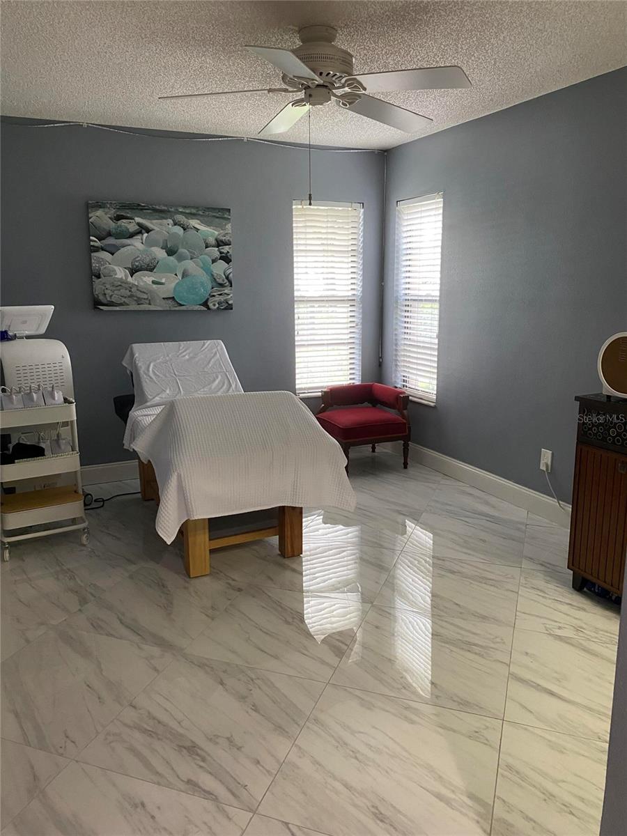 WESCOTT SQUARE - Residential