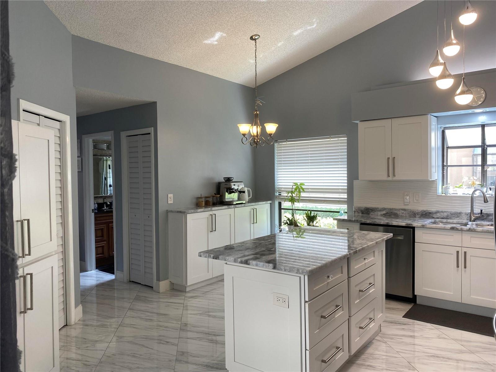 WESCOTT SQUARE - Residential