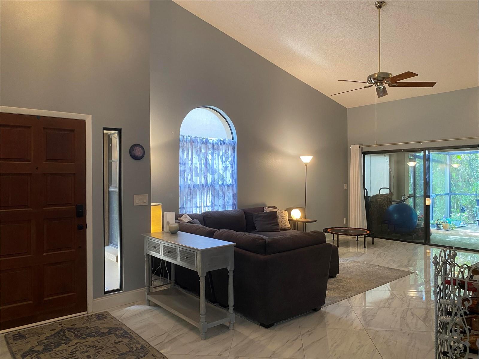 WESCOTT SQUARE - Residential