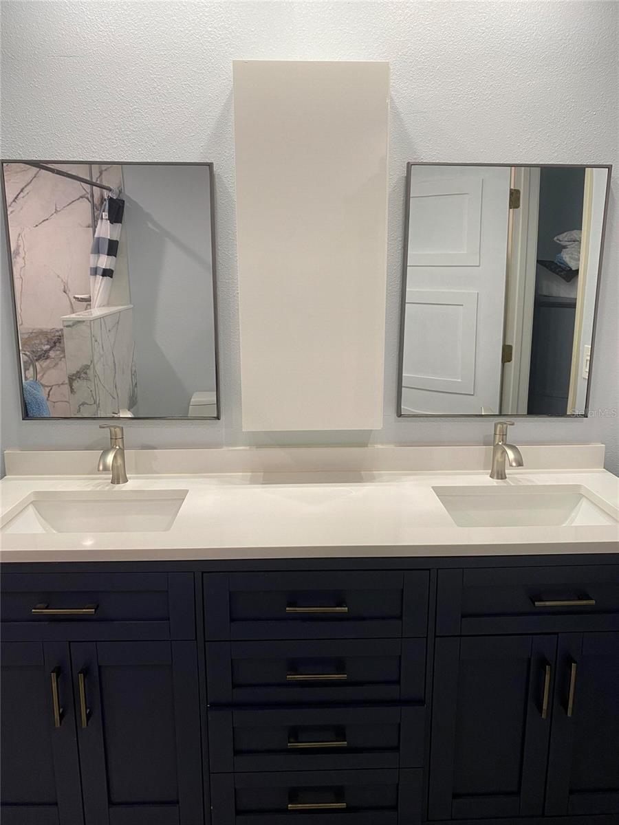 WESCOTT SQUARE - Residential