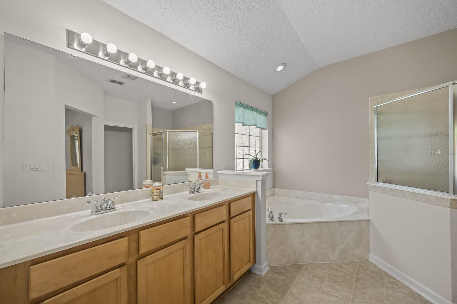 CANNONS PT/OAKLEAF PLANTATION - Residential