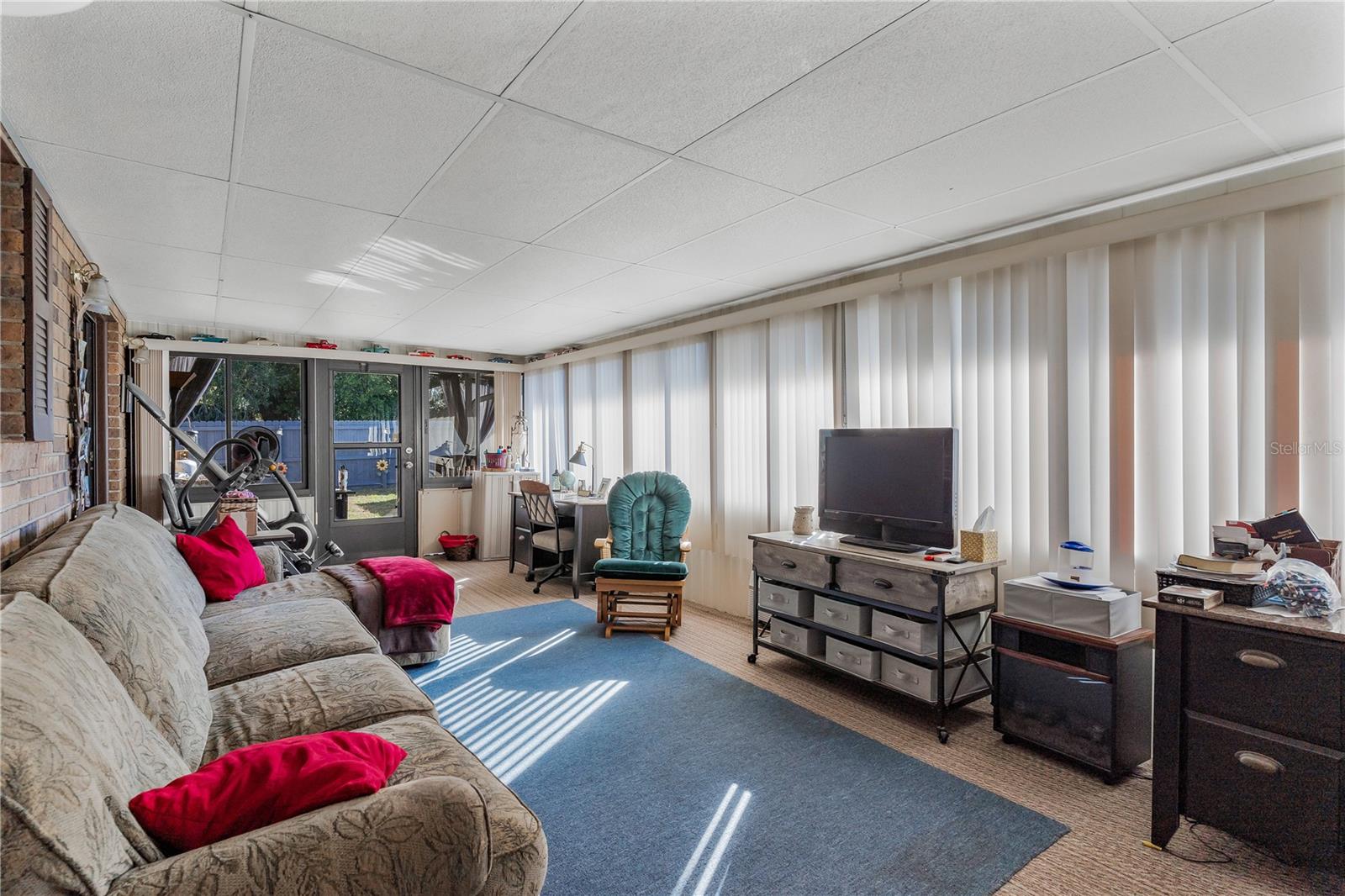 LEESBURG HOLLYWOOD HEIGHTS - Residential