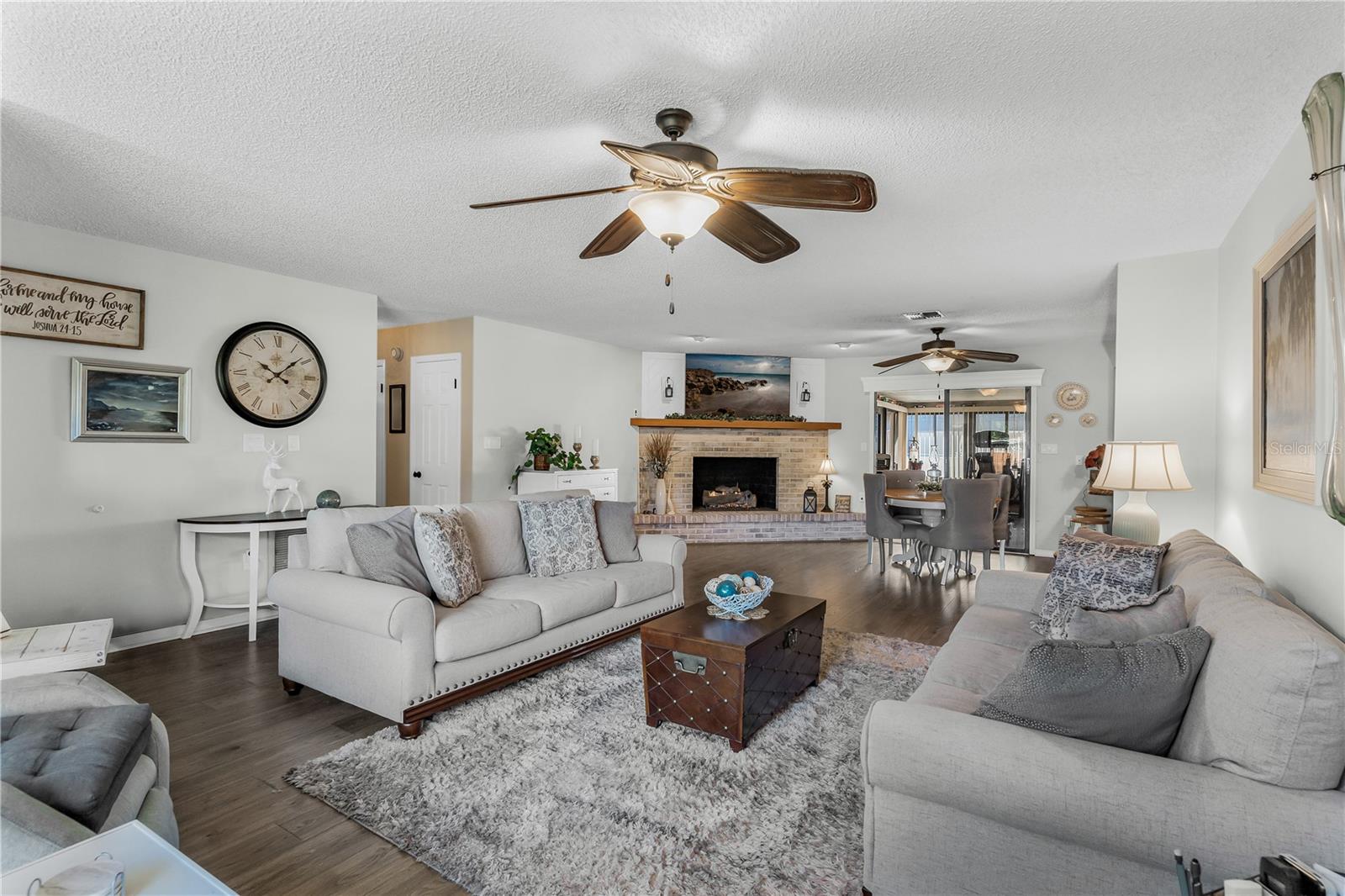 LEESBURG HOLLYWOOD HEIGHTS - Residential