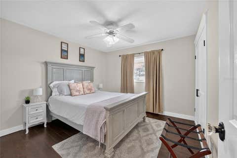 Tiny photo for 1428 SE 9th Avenue, Ocala, FL 34471 (MLS # OM729160)