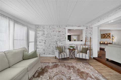 Tiny photo for 1428 SE 9th Avenue, Ocala, FL 34471 (MLS # OM729160)