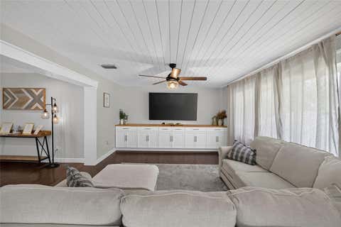 Tiny photo for 1428 SE 9th Avenue, Ocala, FL 34471 (MLS # OM729160)