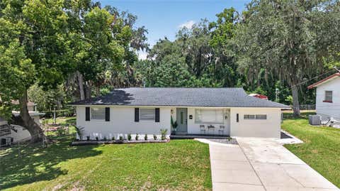 Tiny photo for 1428 SE 9th Avenue, Ocala, FL 34471 (MLS # OM729160)