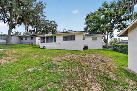 Tiny photo for 1428 SE 9th Avenue, Ocala, FL 34471 (MLS # OM729160)