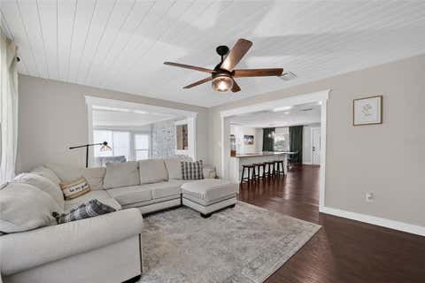 Tiny photo for 1428 SE 9th Avenue, Ocala, FL 34471 (MLS # OM729160)