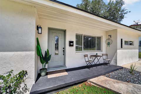 Tiny photo for 1428 SE 9th Avenue, Ocala, FL 34471 (MLS # OM729160)