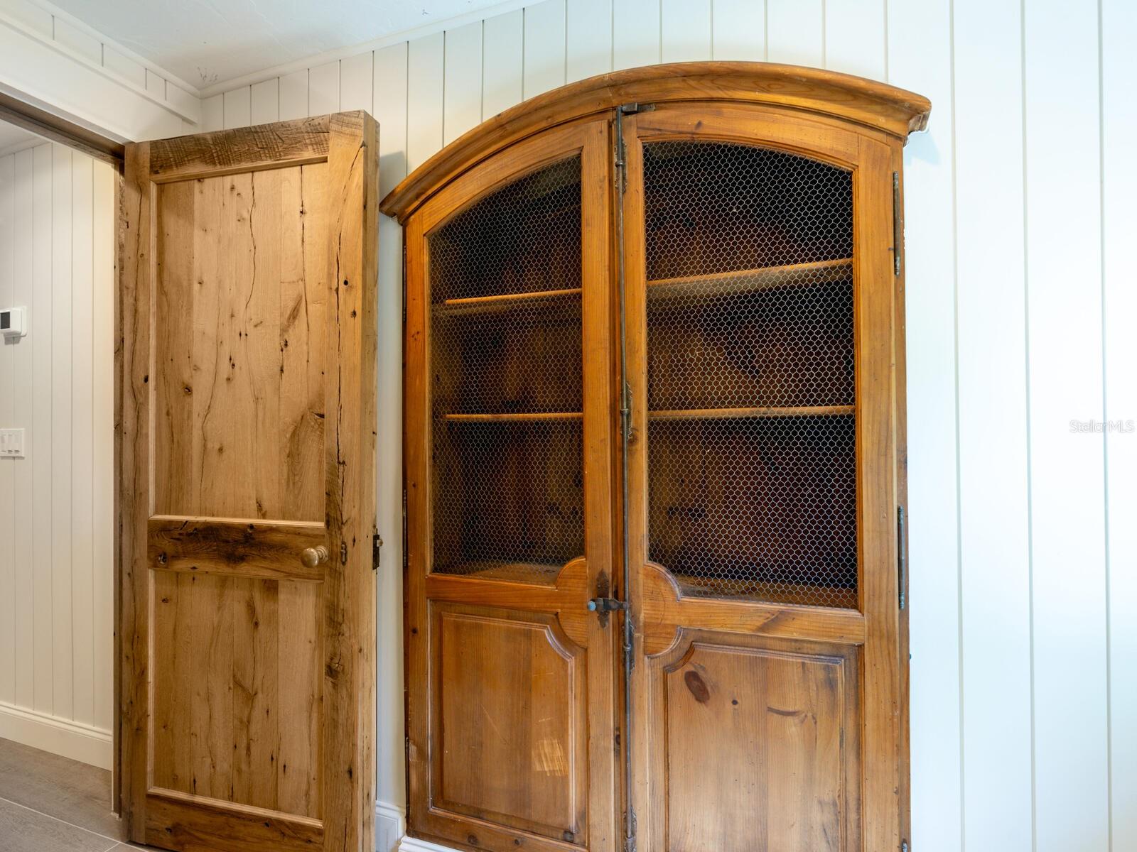 SAINT ARMANDS DIV JOHN RINGLING ESTATES - Residential