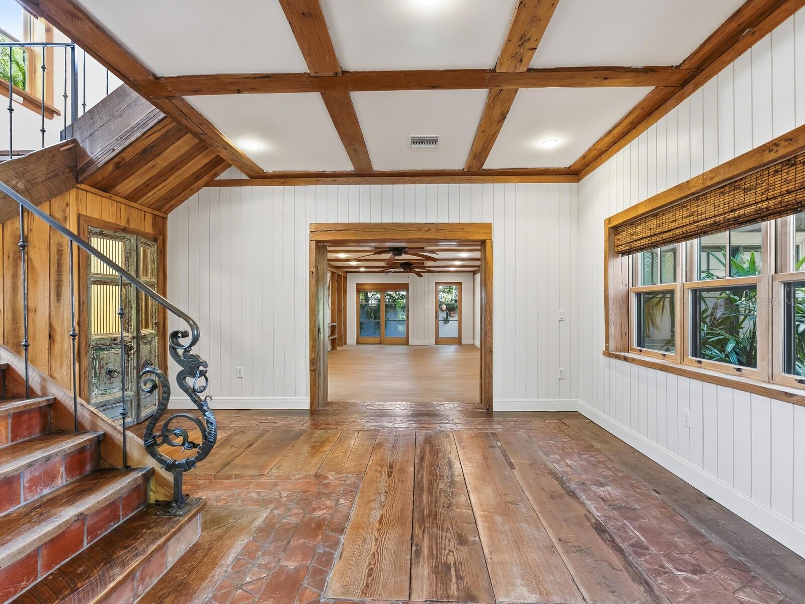 SAINT ARMANDS DIV JOHN RINGLING ESTATES - Residential