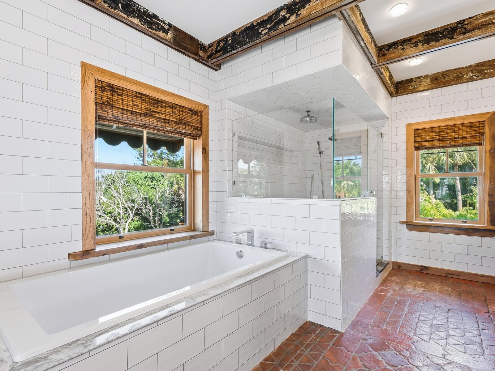 SAINT ARMANDS DIV JOHN RINGLING ESTATES - Residential