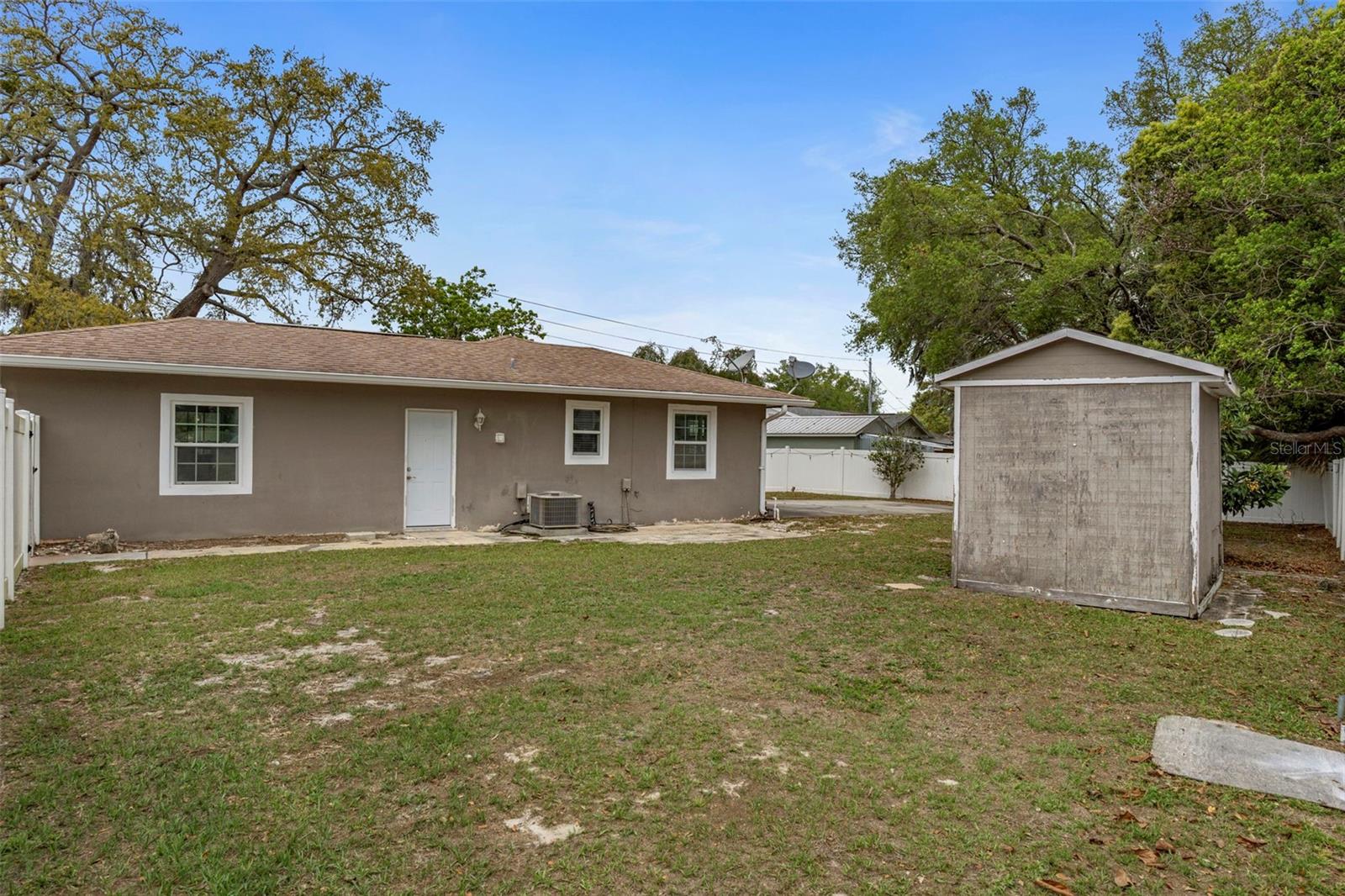 SPRING HILL - Residential