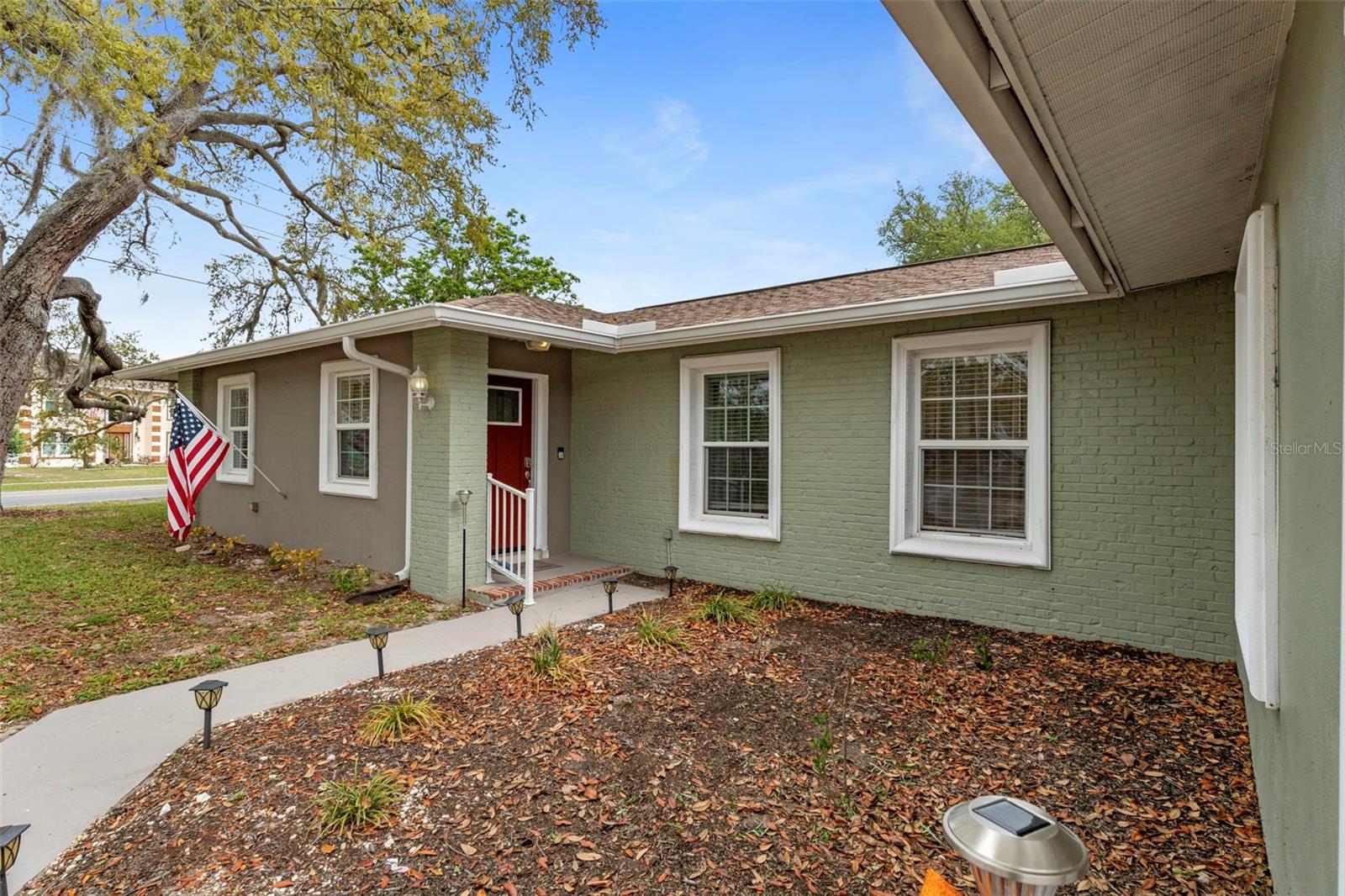 SPRING HILL - Residential