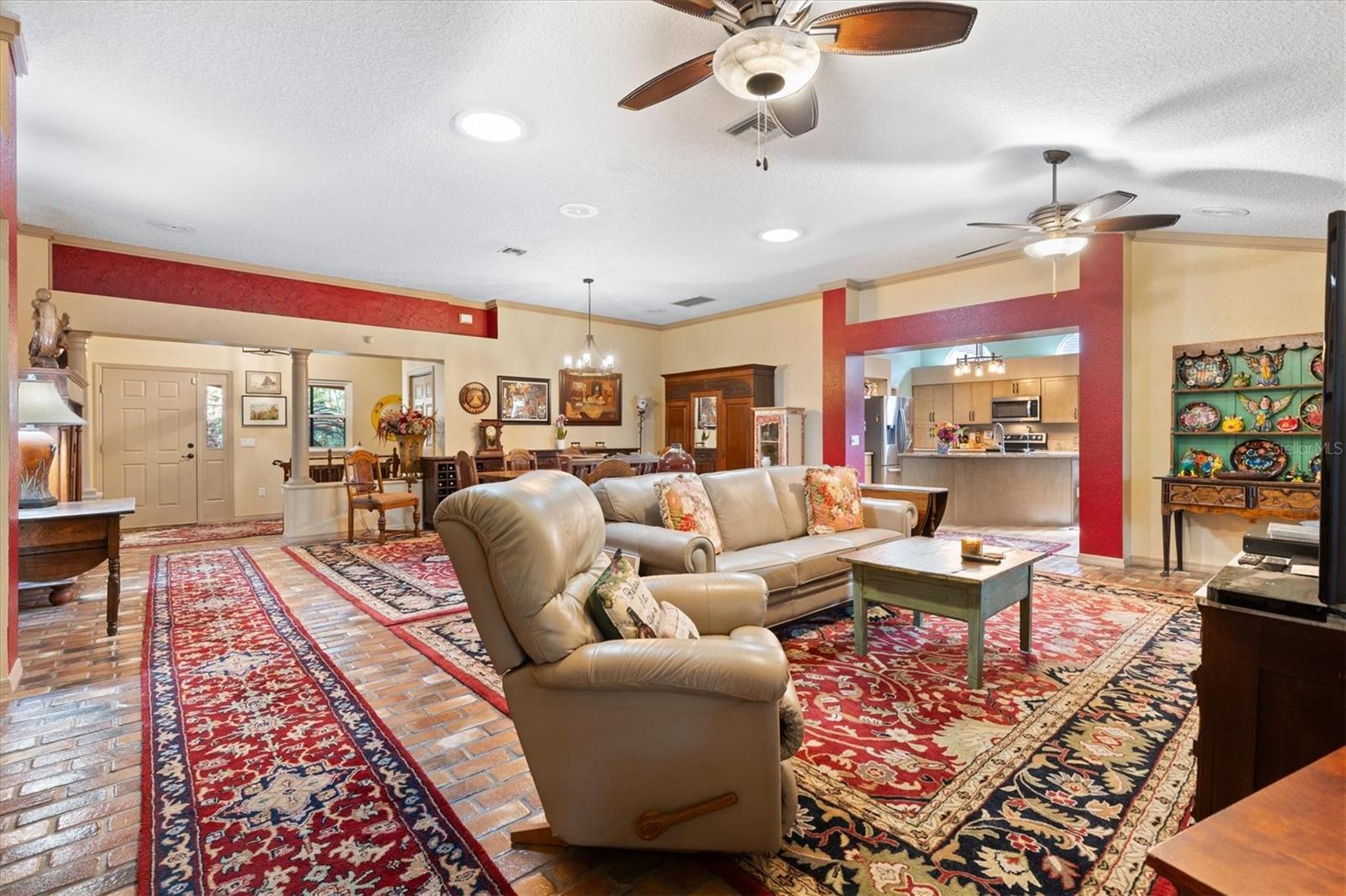 HICKORY HEAD HAMMOCK THE VILLAGES - Residential