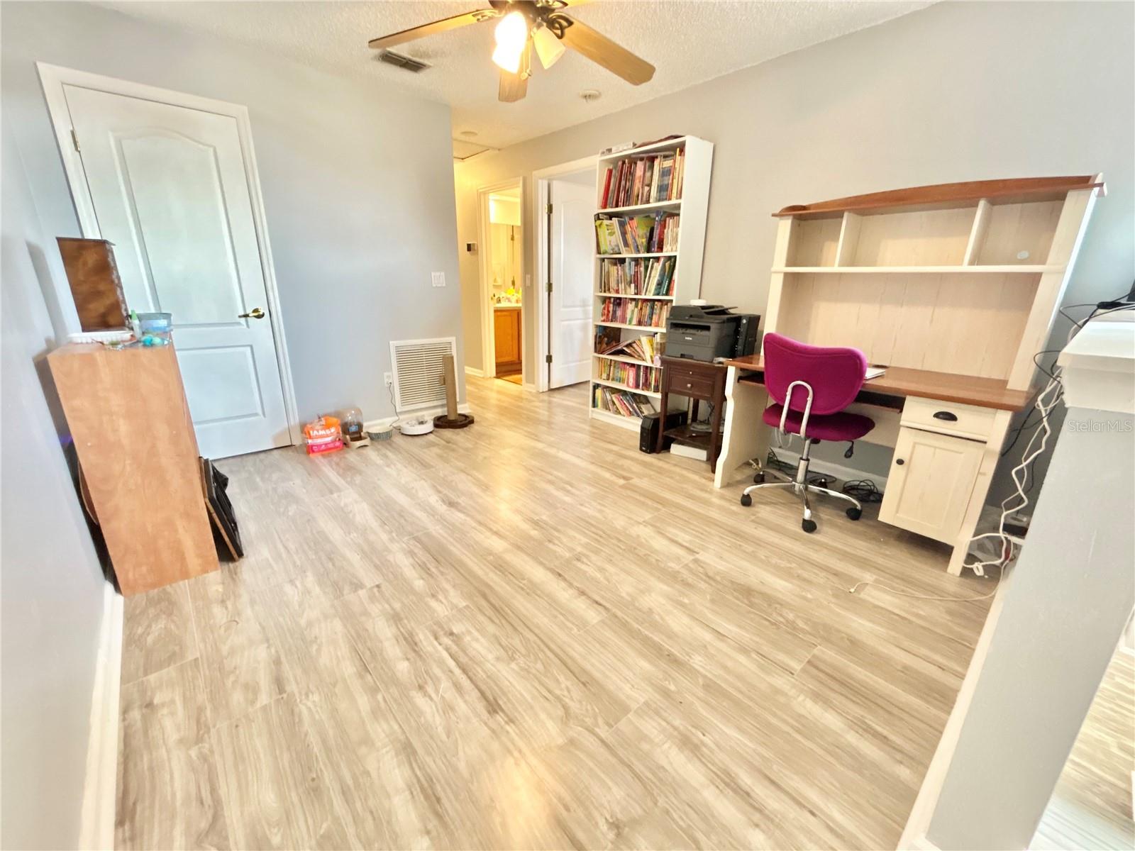 EGRETS LANDING - Residential