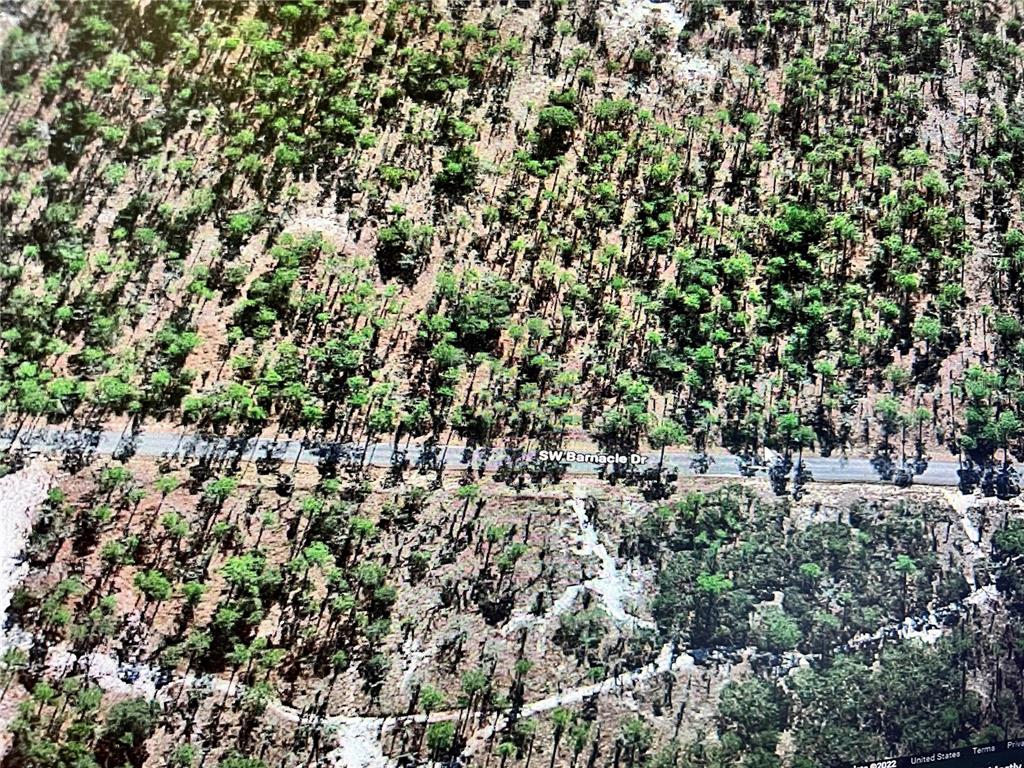 RAINBOW LAKES ESTATE - Land