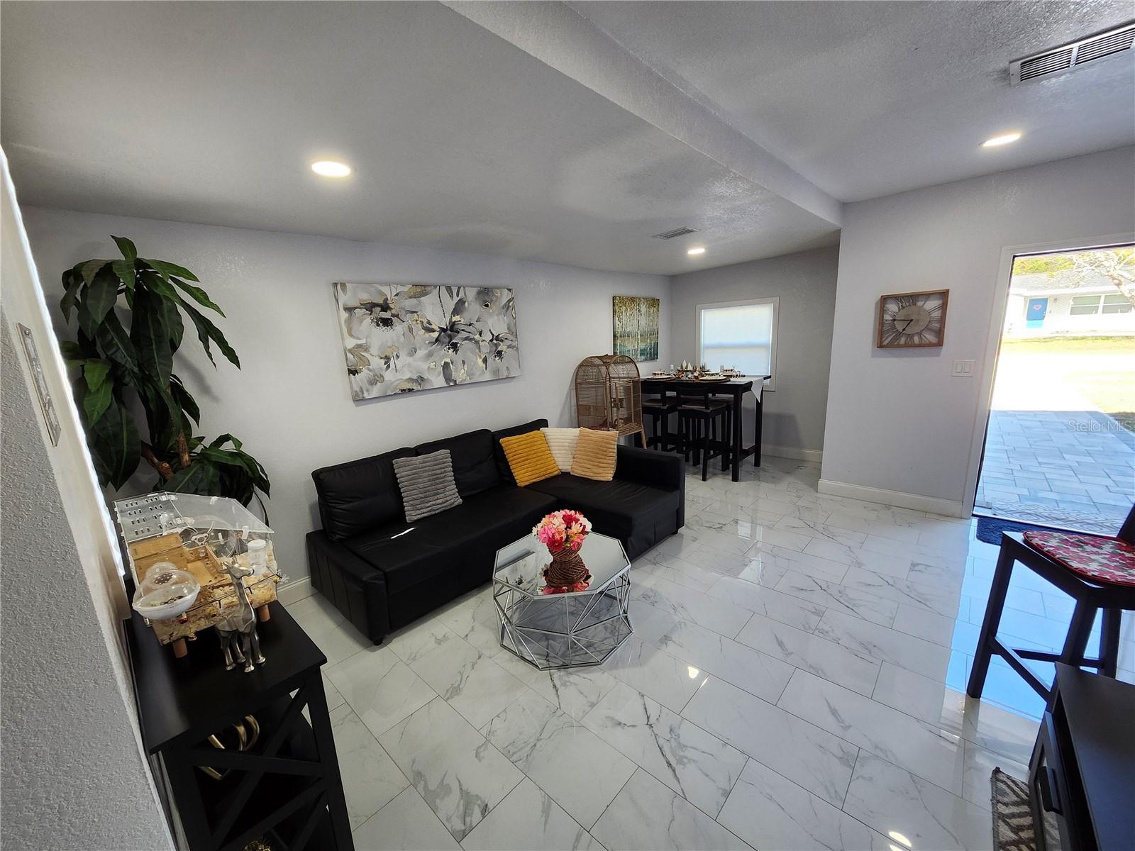 UNPLATTED - Residential