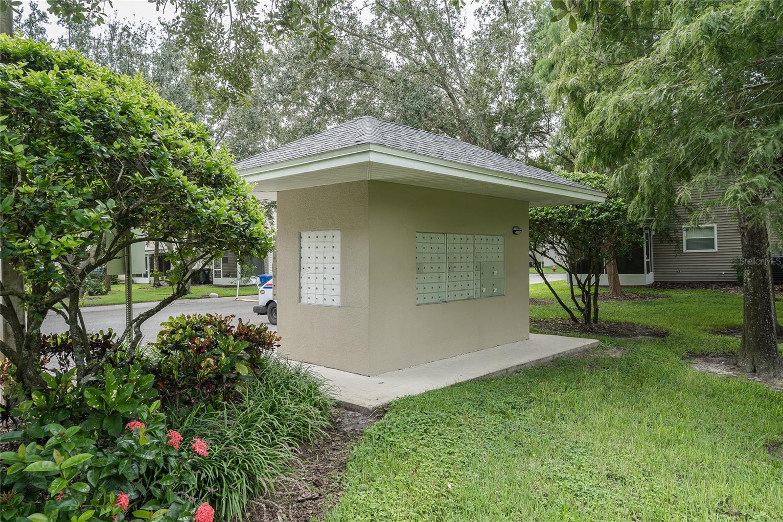 OAKWOOD TERRACE TWNHMS PHAS - Residential