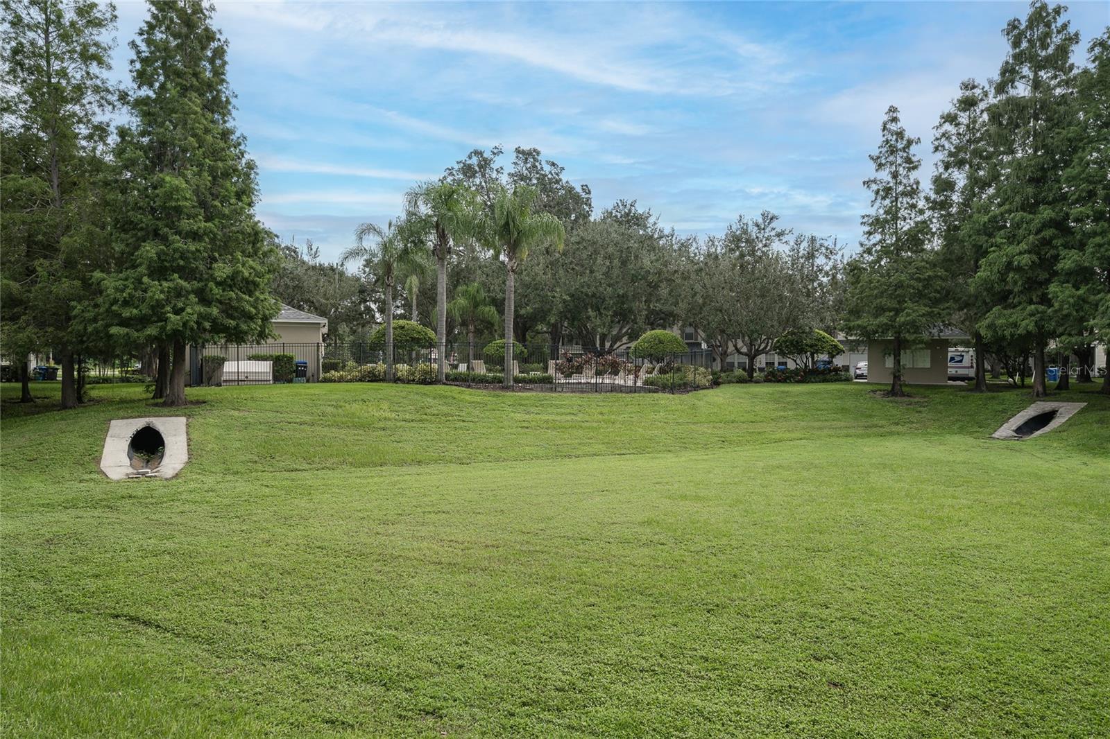 OAKWOOD TERRACE TWNHMS PHAS - Residential