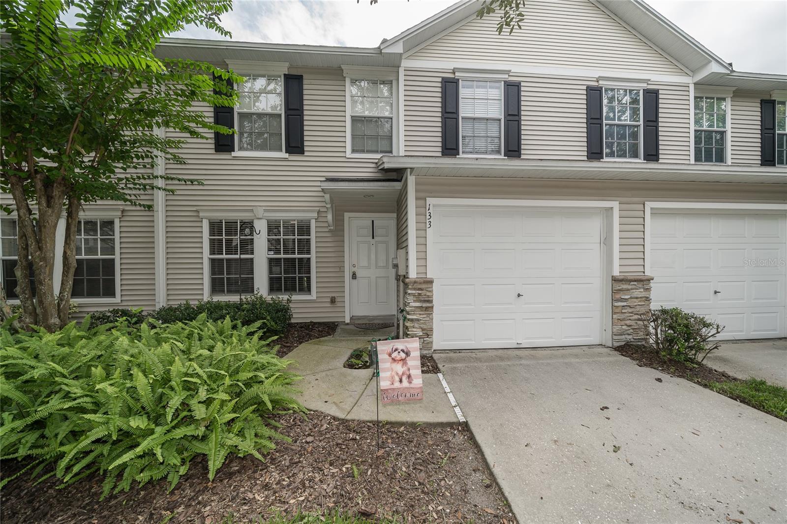 OAKWOOD TERRACE TWNHMS PHAS - Residential