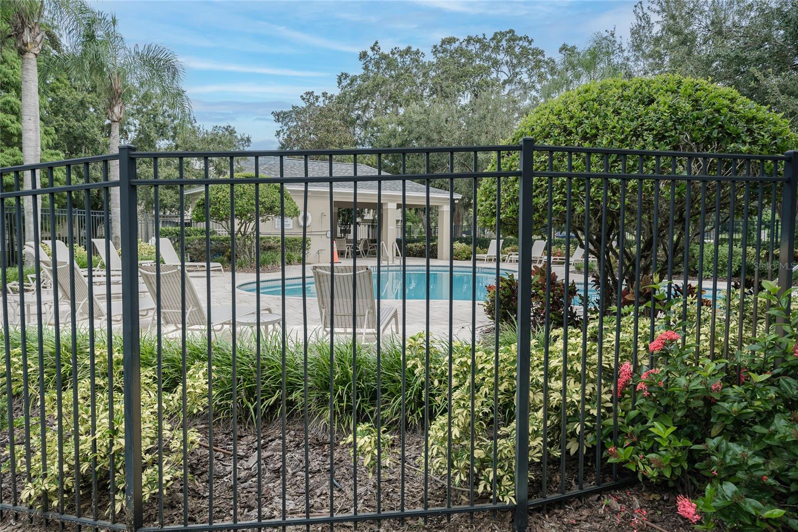 OAKWOOD TERRACE TWNHMS PHAS - Residential