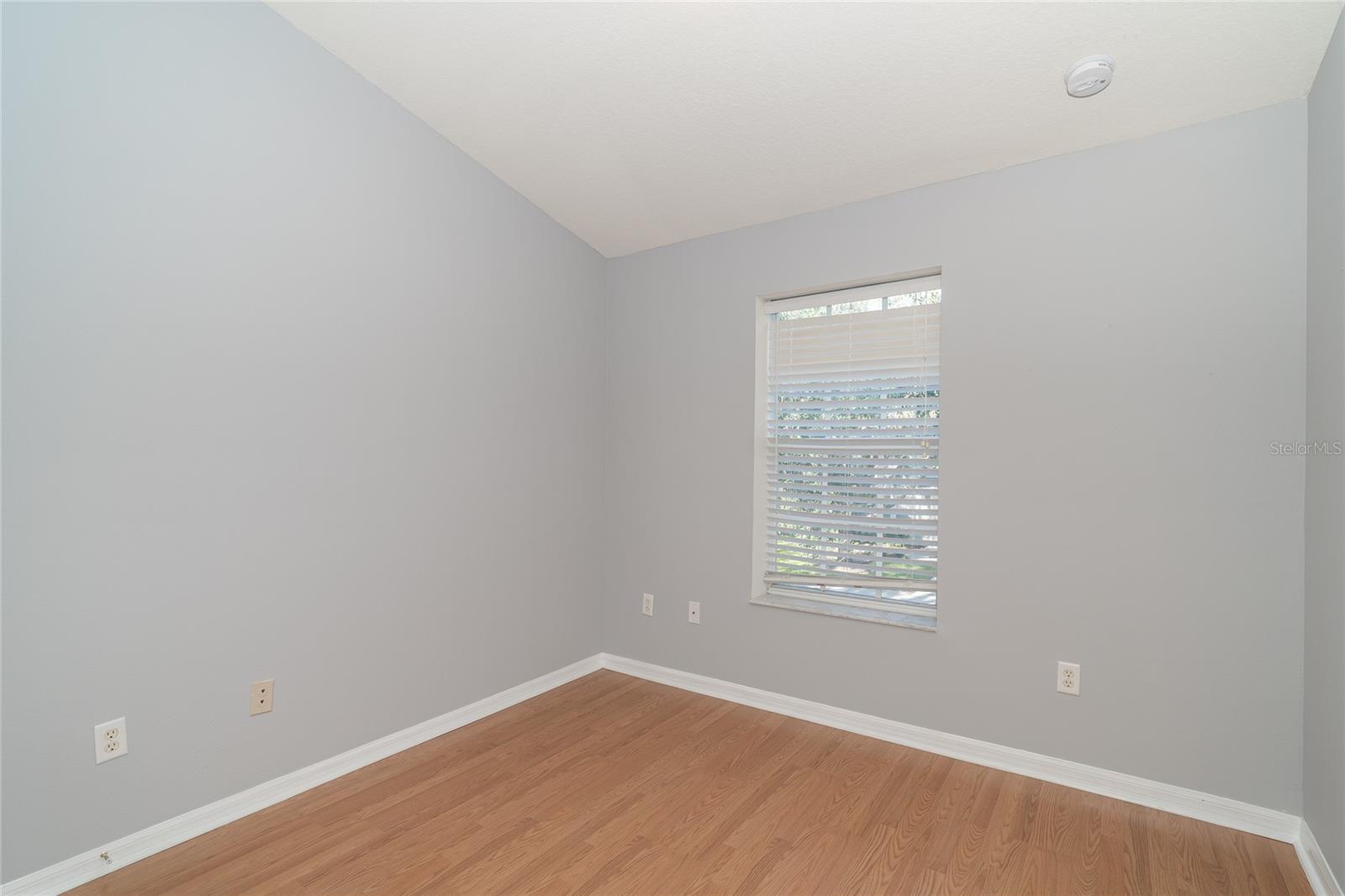 OAKWOOD TERRACE TWNHMS PHAS - Residential