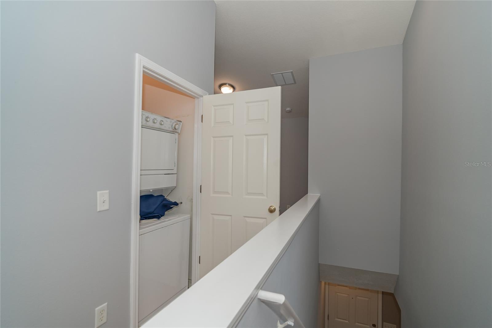 OAKWOOD TERRACE TWNHMS PHAS - Residential