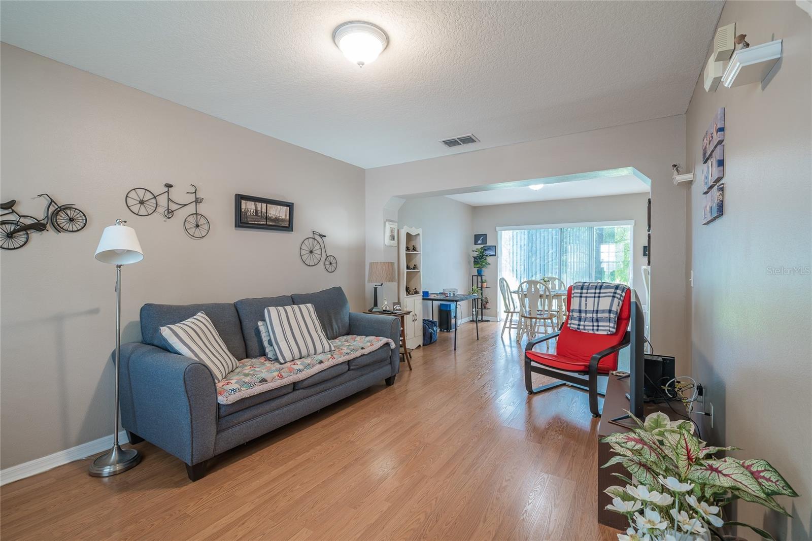 OAKWOOD TERRACE TWNHMS PHAS - Residential