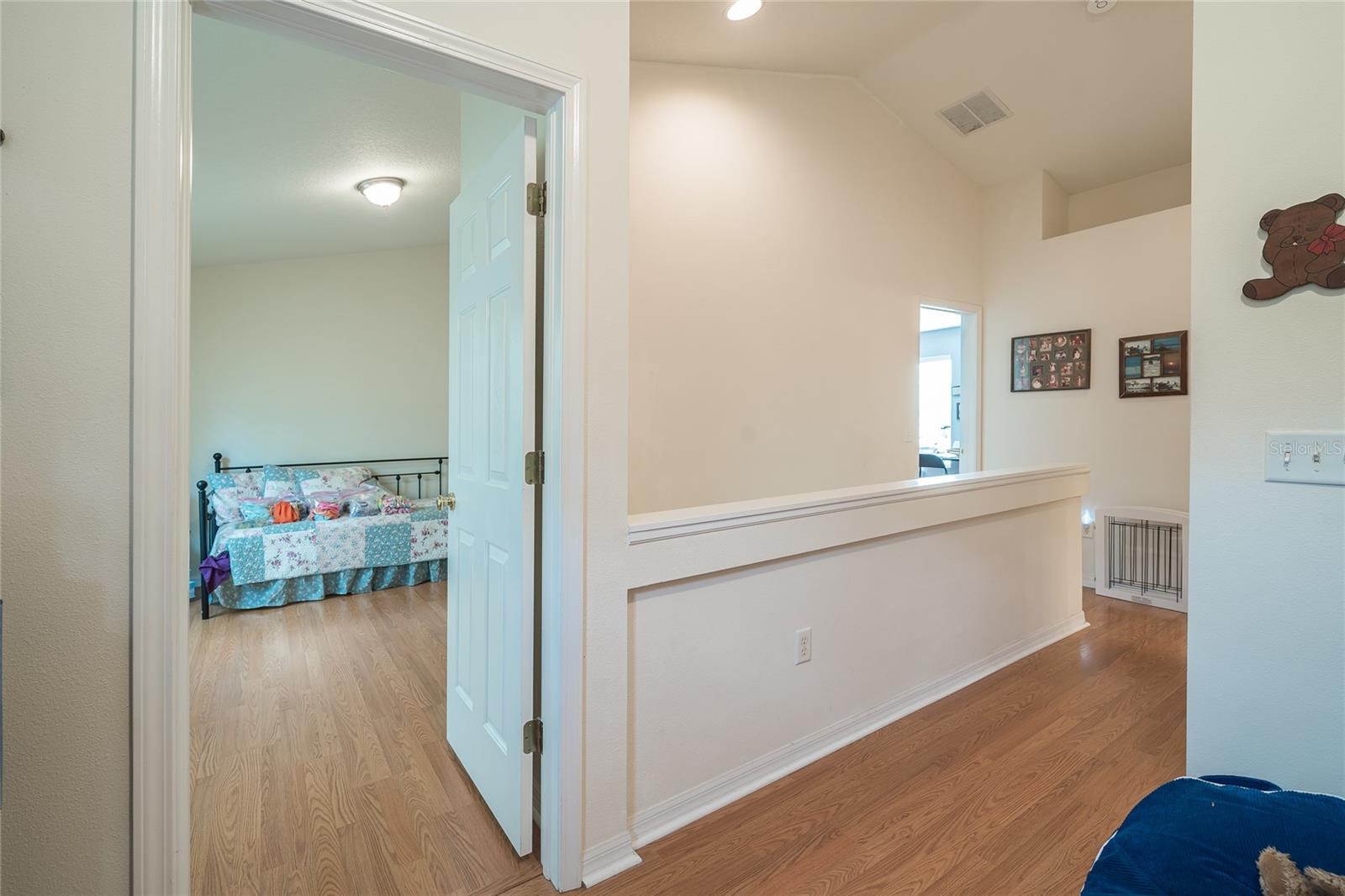 OAKWOOD TERRACE TWNHMS PHAS - Residential