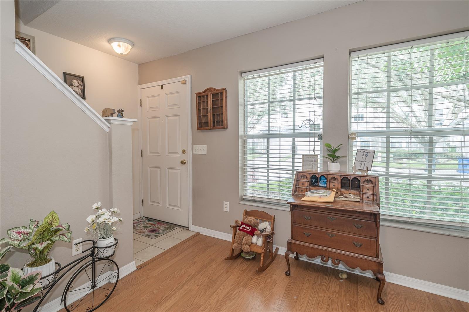 OAKWOOD TERRACE TWNHMS PHAS - Residential