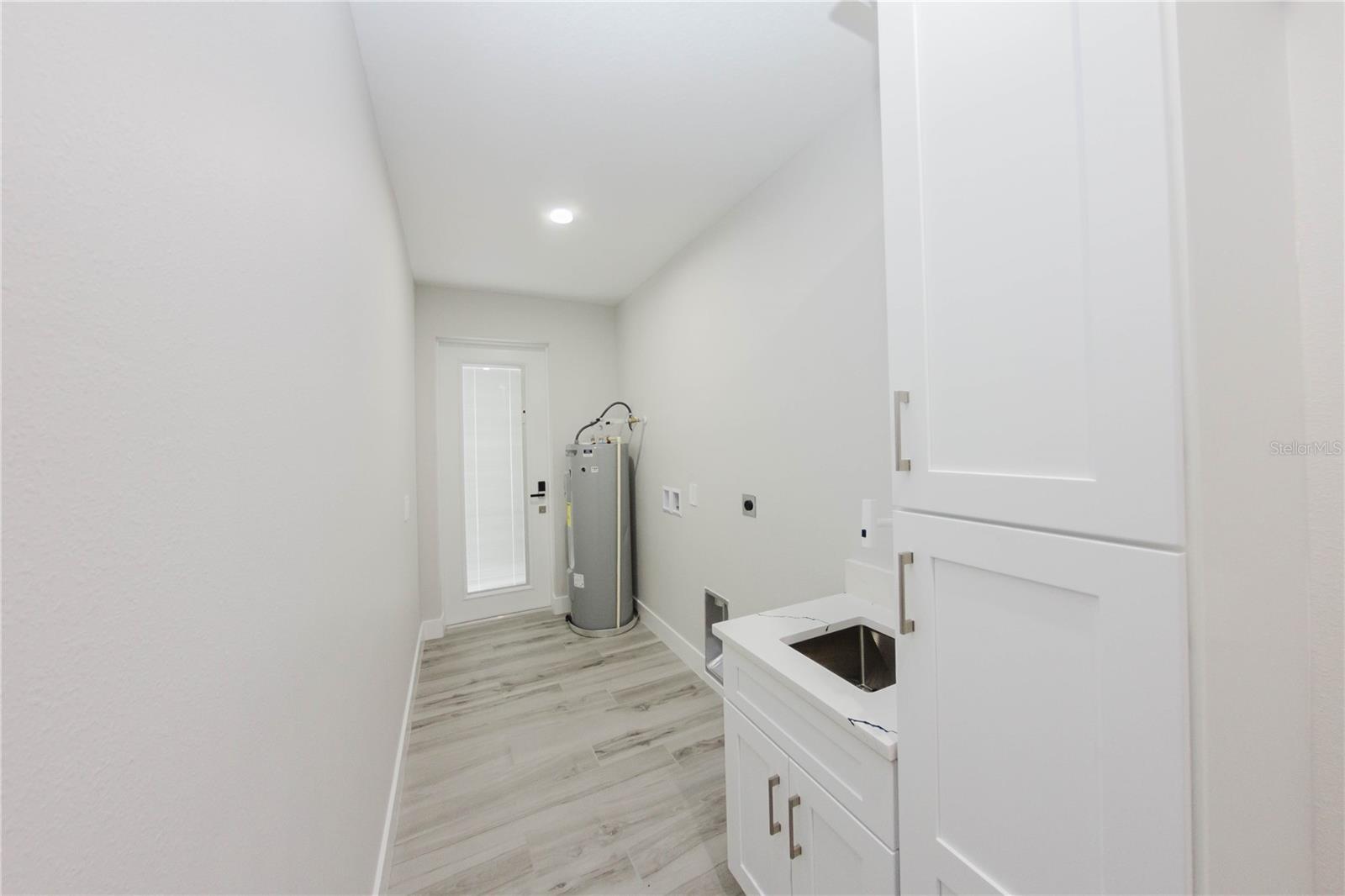 ROYAL TRAILS UNIT 01 - Residential