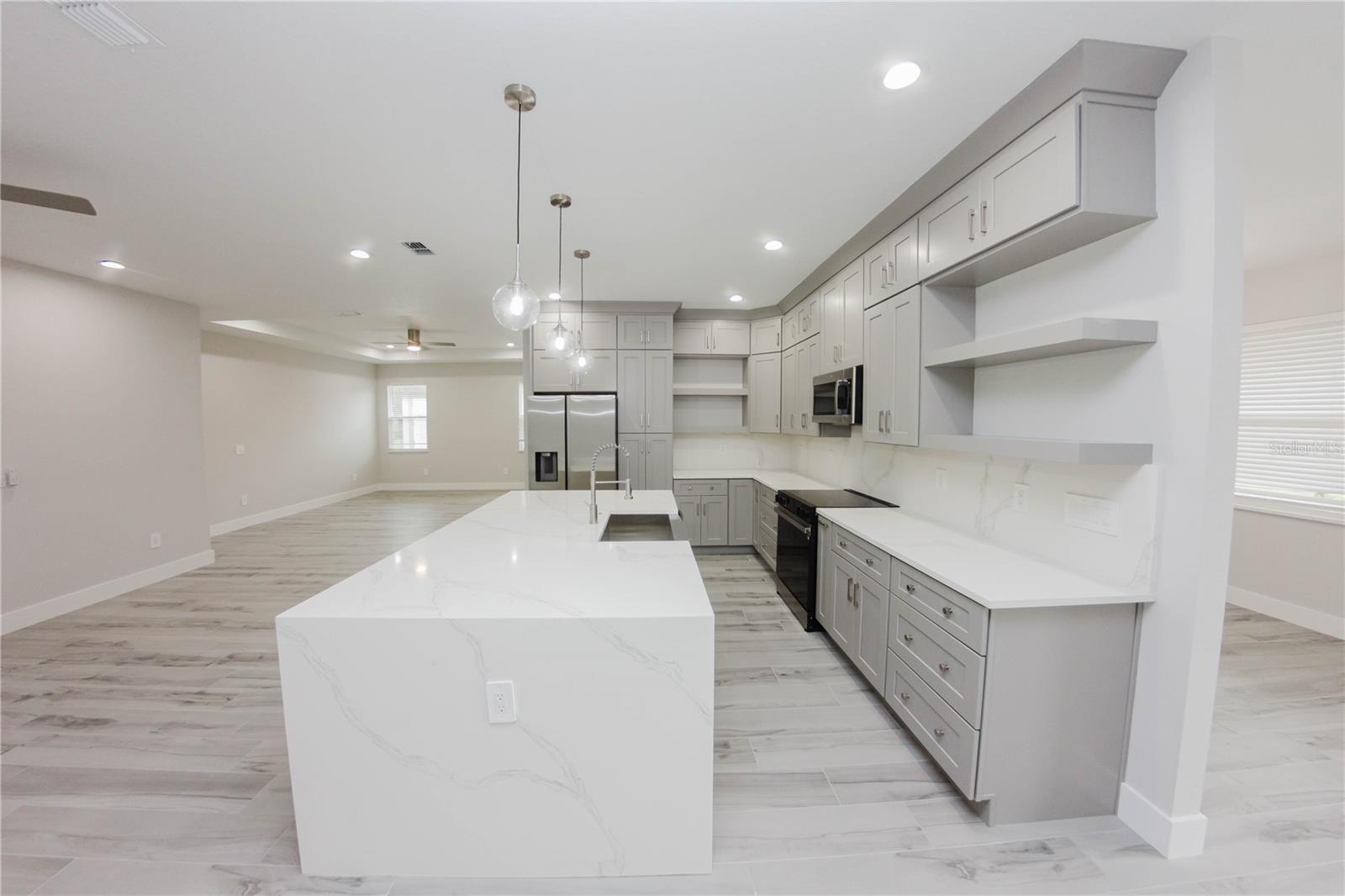 ROYAL TRAILS UNIT 01 - Residential