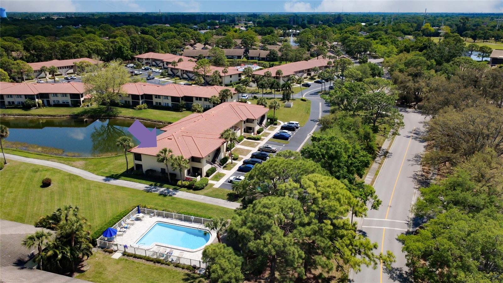 VILLAGE LAKE - Residential