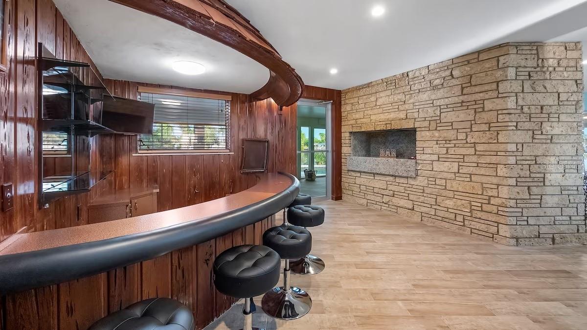 VENEZIA UNIT 01 - Residential