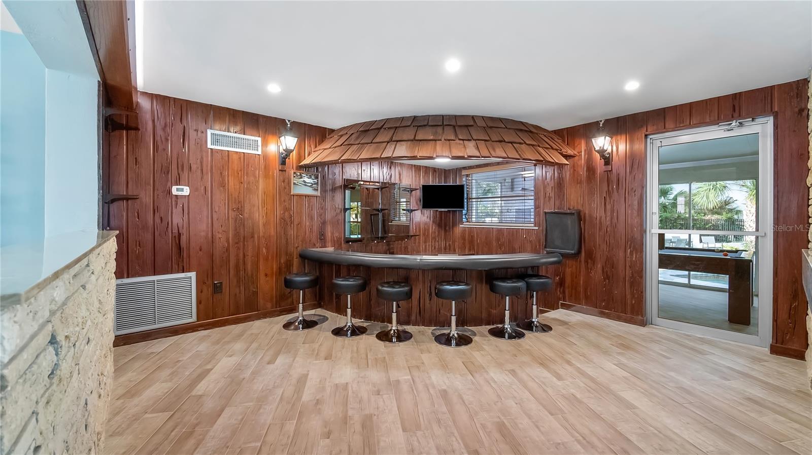 VENEZIA UNIT 01 - Residential