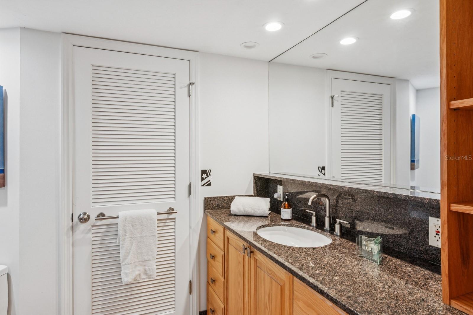 WESTCHESTER APTS - Residential