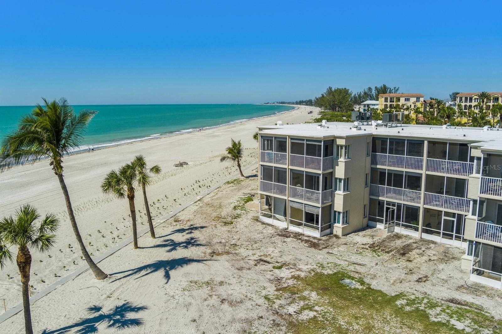 4835 GULF OF MEXICO DRIVE 302B