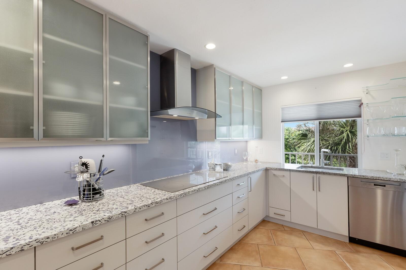 WESTCHESTER APTS - Residential