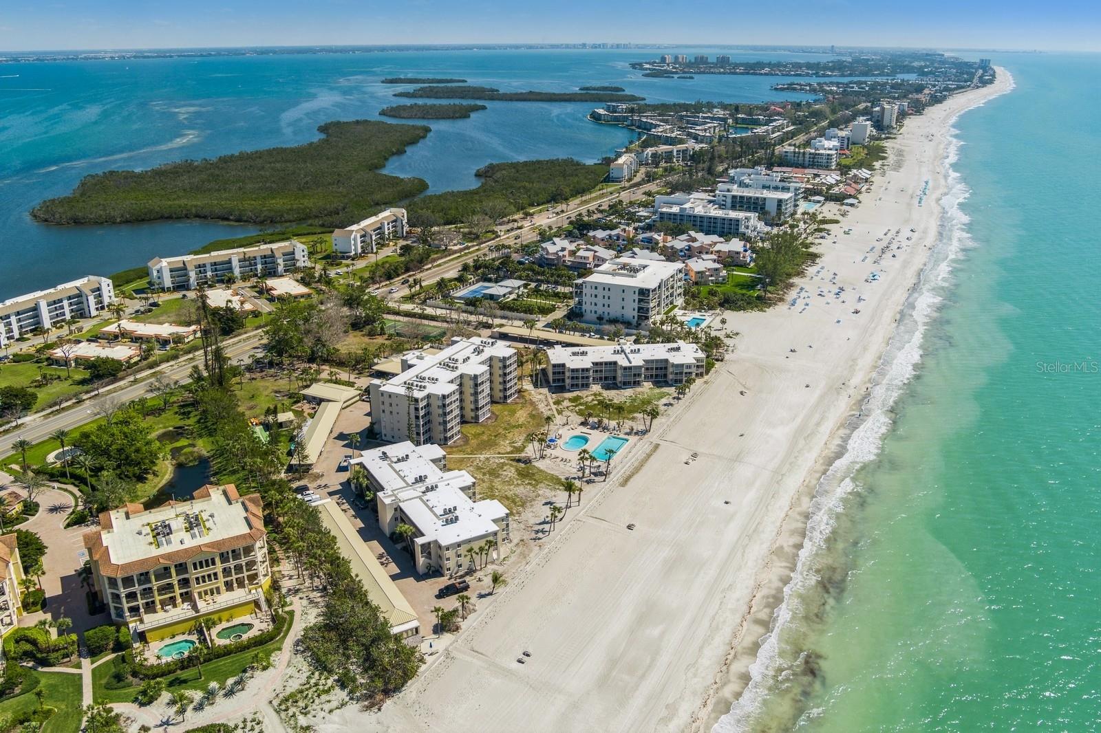 WESTCHESTER APTS - Residential