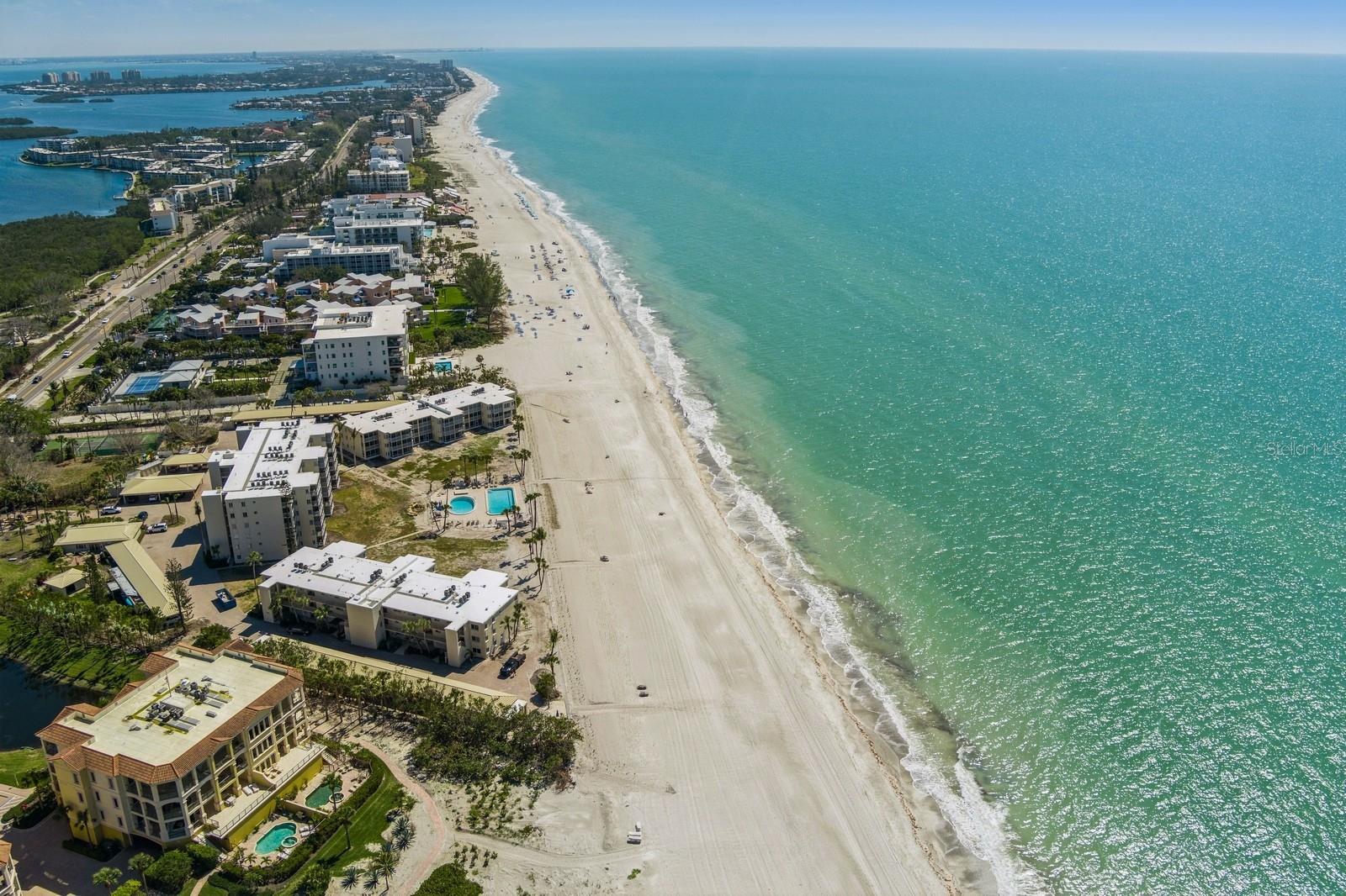 WESTCHESTER APTS - Residential