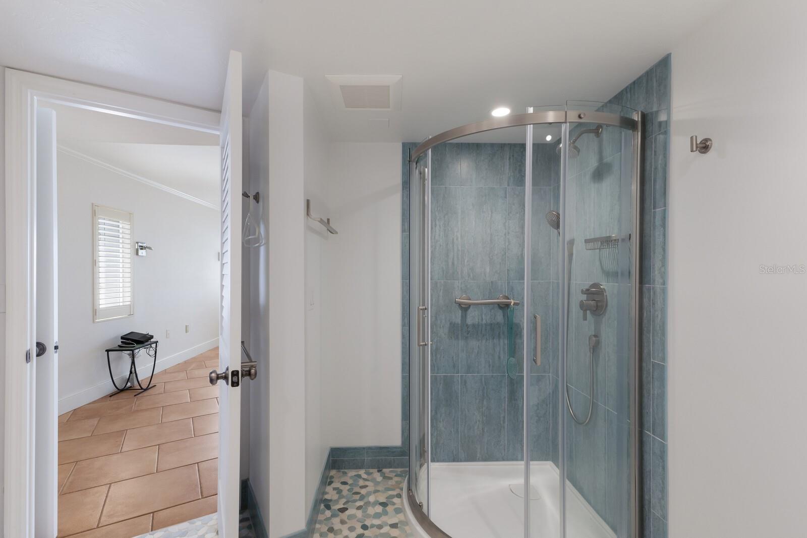 WESTCHESTER APTS - Residential