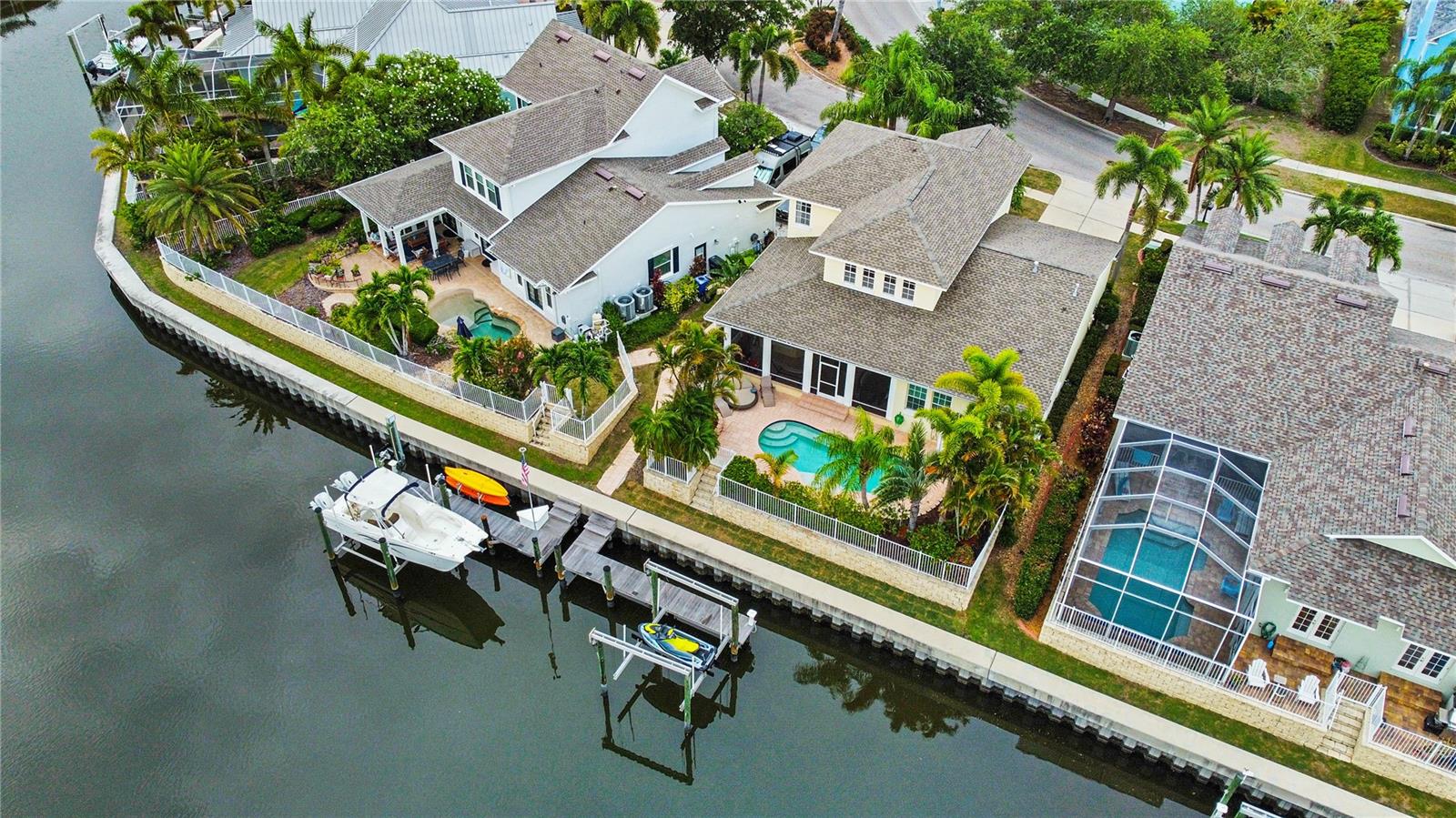 432 ISLEBAY DRIVE