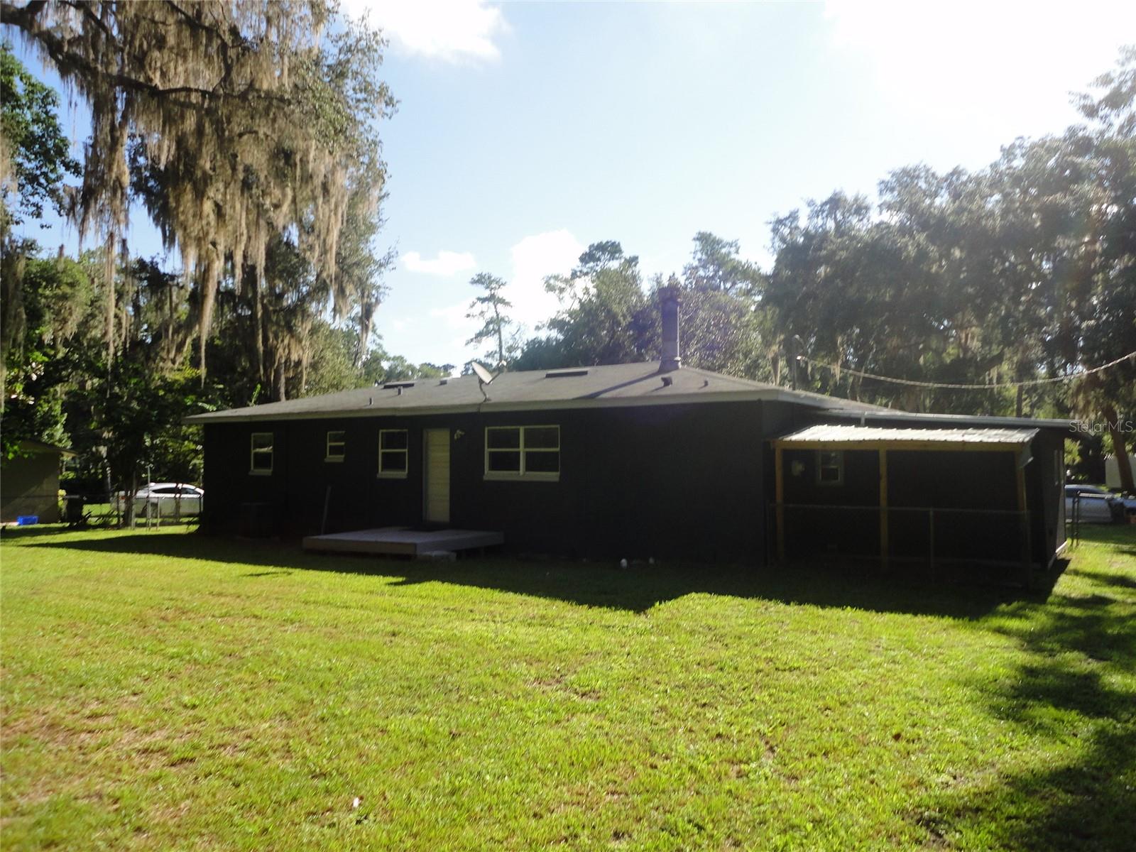 2220 SE 44TH TERRACE