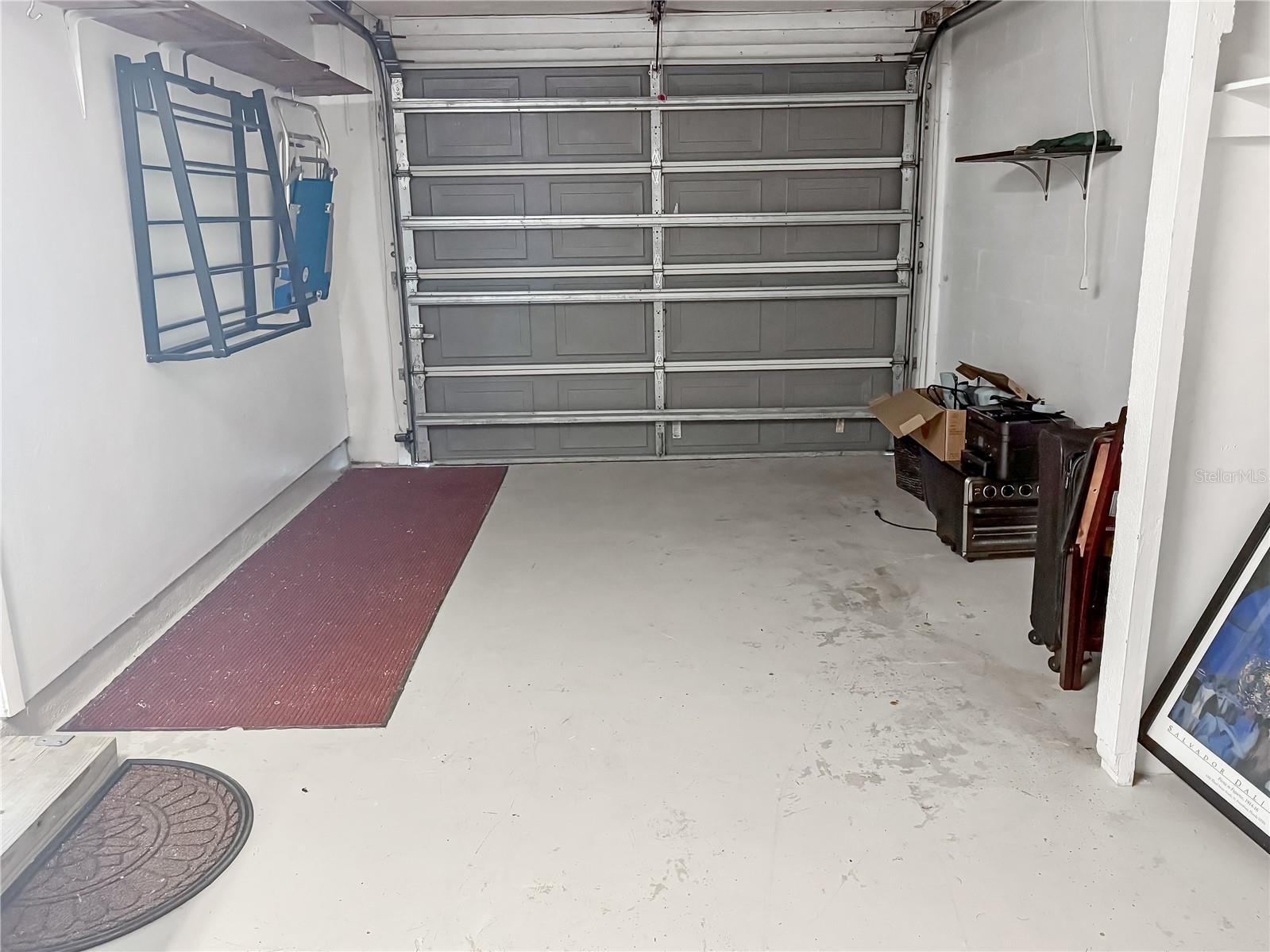 SOUTH VENICE - Residential