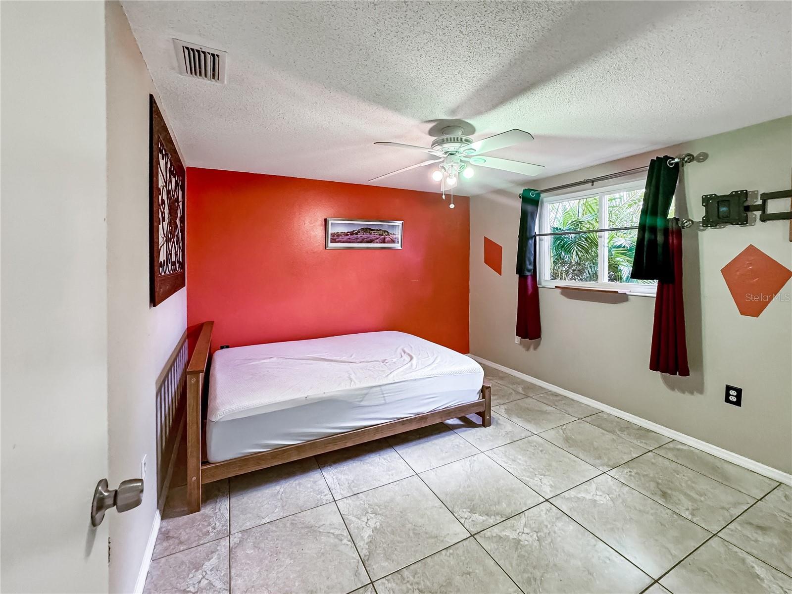 SOUTH VENICE - Residential