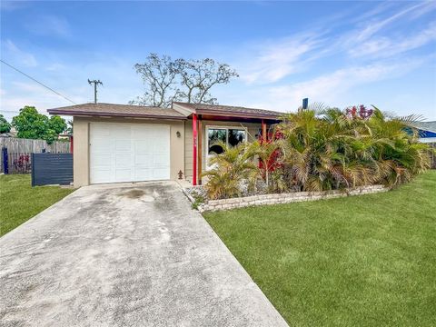 Photo of 934 Fundy Road, Venice, FL 34293 (MLS # N6143630)