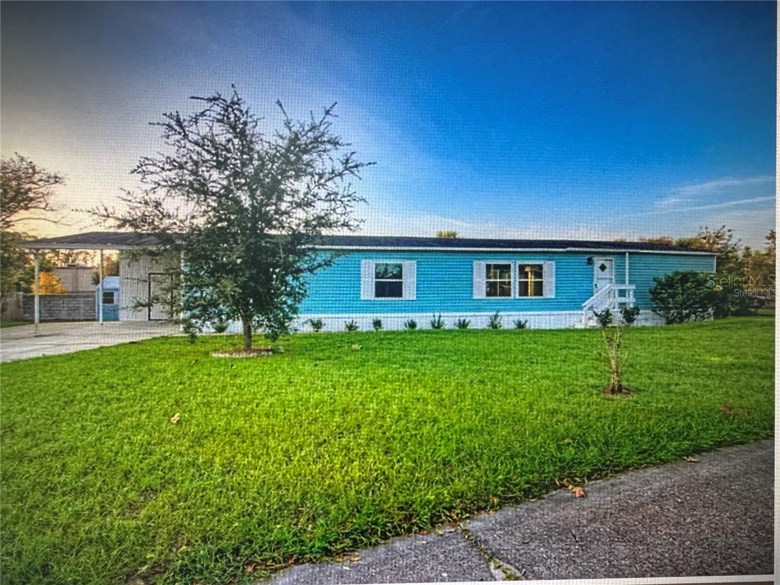 Great Investment Opportunity ? 4 Bed, 2 Bath Manufactured Home
Welcome to this spacious 4-bedroom, 2-bathroom manufactured home ? a fantastic opportunity for investors looking to grow their portfolio or for buyers ready to make it their own with a little TLC.
Currently tenant-occupied and generating $1,900/month in rental income, this property offers immediate cash flow. With no HOA, the possibilities are endless ? whether you're thinking of expanding, customizing, or holding as a long-term rental.
Don't miss out on this versatile investment. Call today to schedule your private showing!
